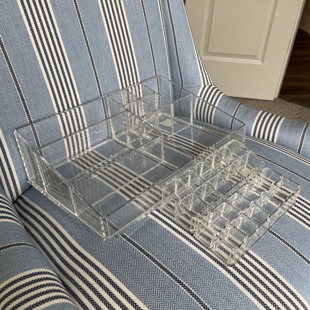 Container Store Makeup Organizer - image 3